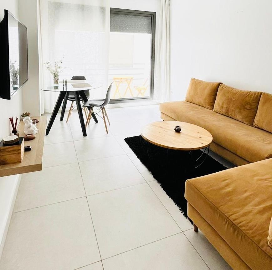Appartement De Charme Terrasse Parking คาซาบลังกา ภายนอก รูปภาพ