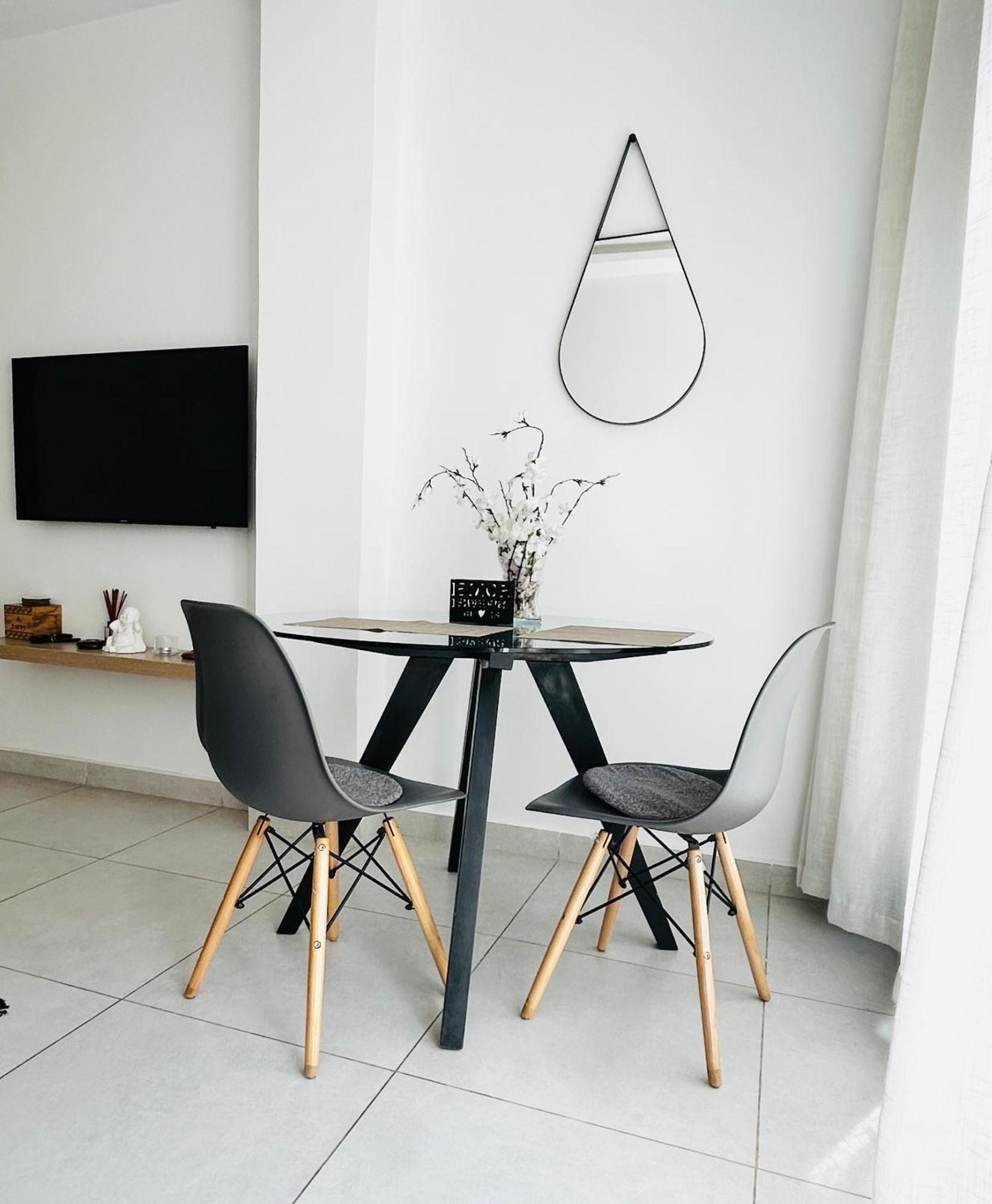 Appartement De Charme Terrasse Parking คาซาบลังกา ภายนอก รูปภาพ